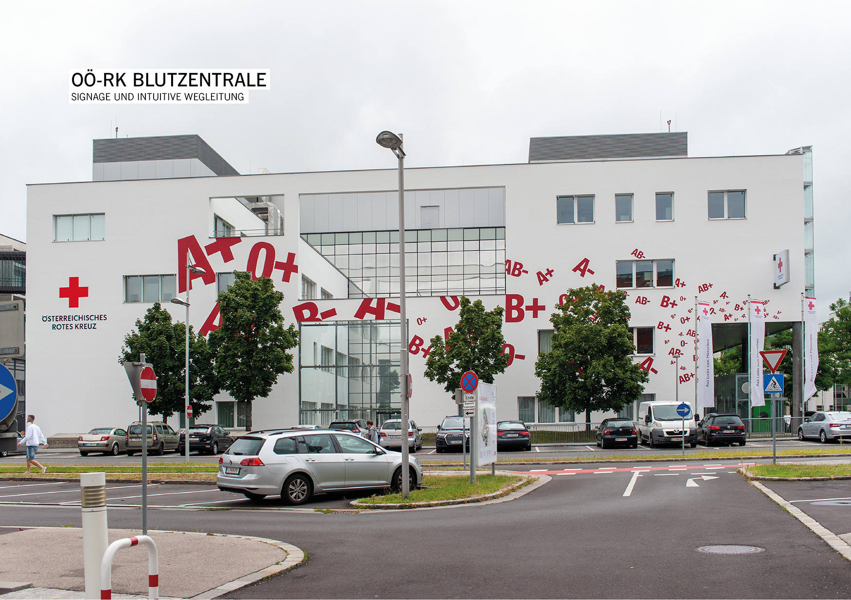 44 RK-BLUTZENTRALE1 jpg